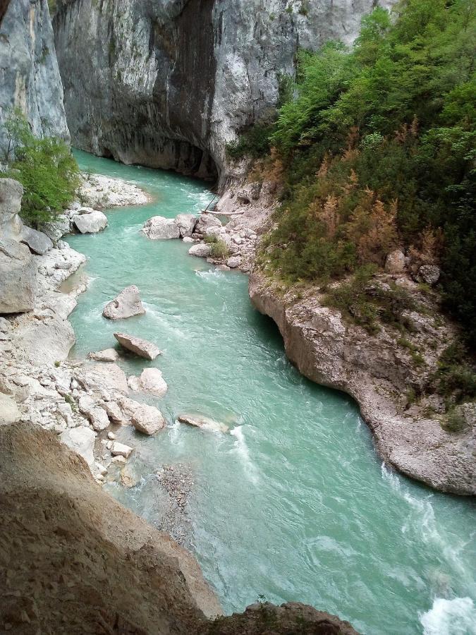Campasun Camping De L'Aigle Aiguines Ngoại thất bức ảnh