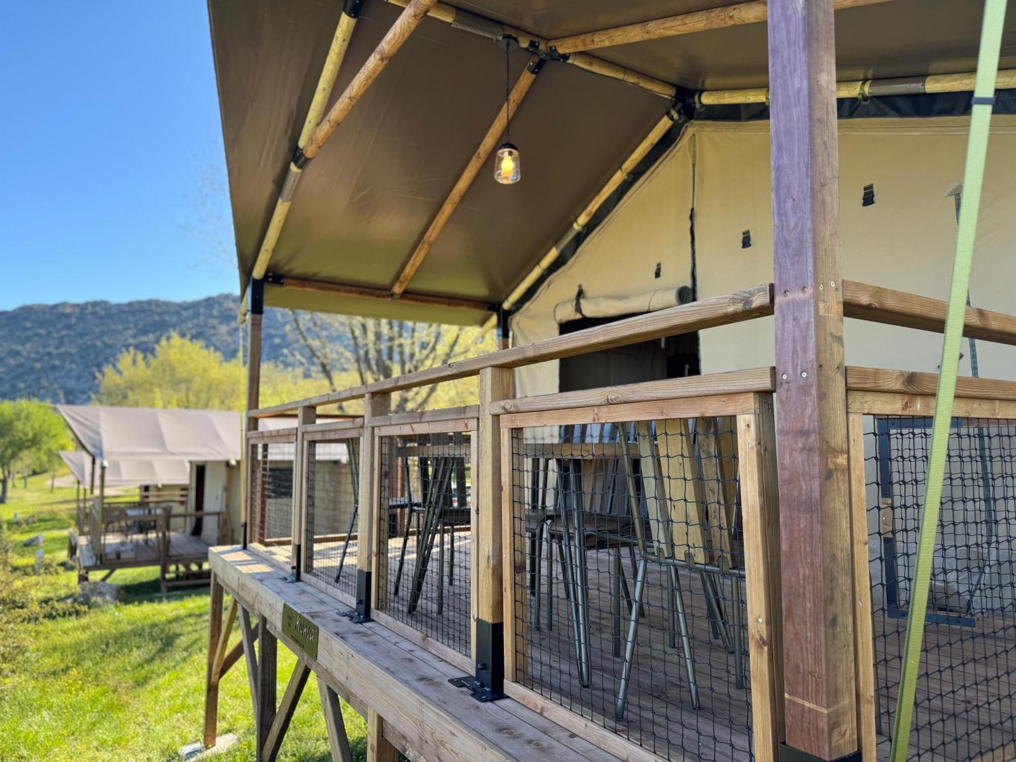Campasun Camping De L'Aigle Aiguines Ngoại thất bức ảnh