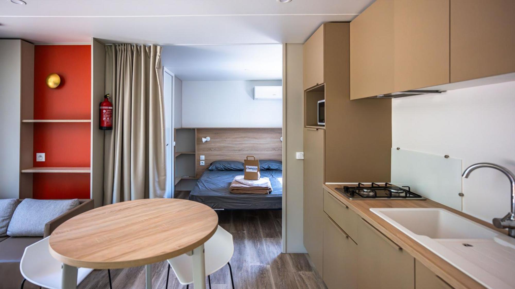 Campasun Camping De L'Aigle Aiguines Ngoại thất bức ảnh