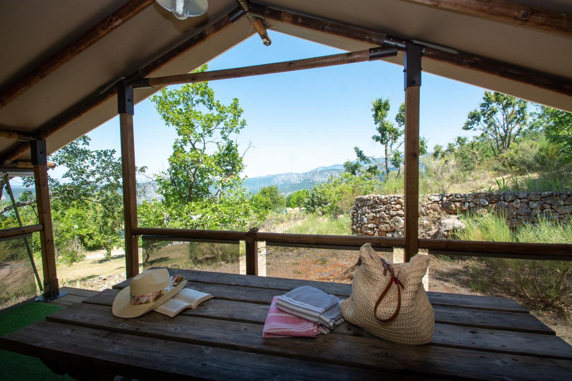 Campasun Camping De L'Aigle Aiguines Ngoại thất bức ảnh